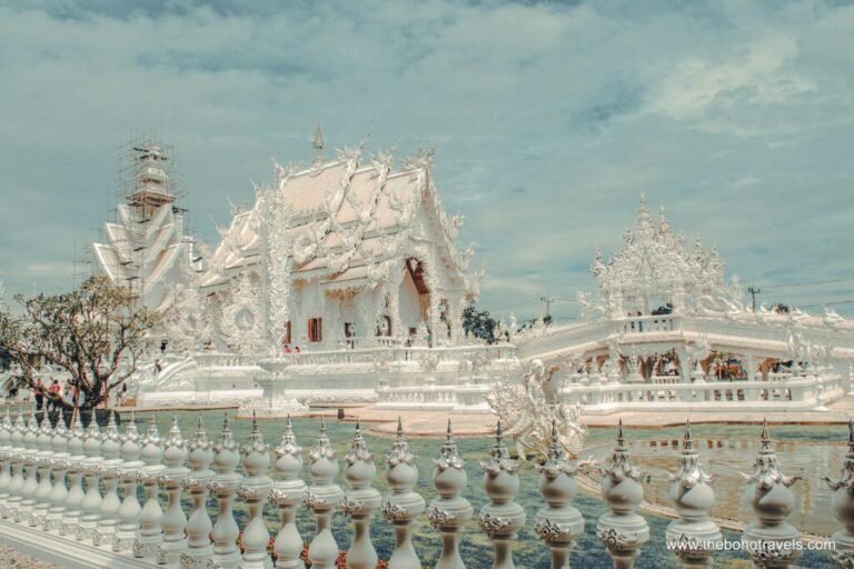 Chiang Rai Day Trip from Chiang Mai: My Honest Review